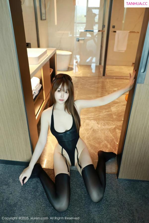 林妙妙  [XiuRen]高清写真图 2025.10.27 No.10912 林妙妙 情趣内衣第21张图片